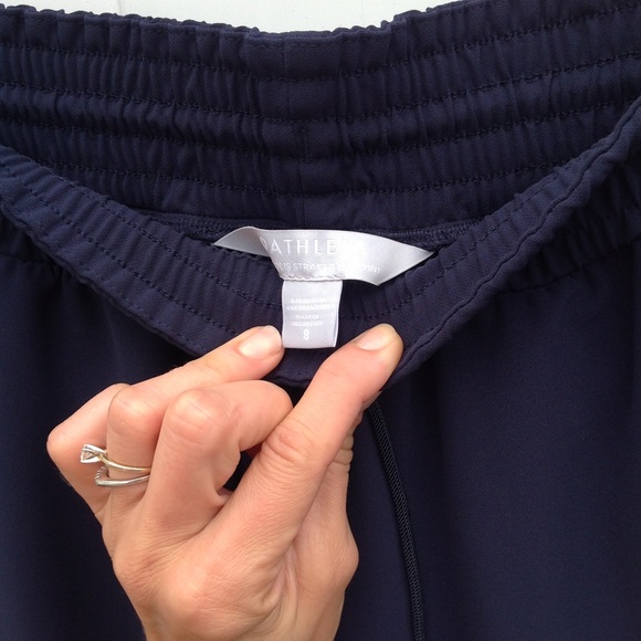 Athleta Metropolis Straight Leg Pant PrimaTwill Fabric Navy Blue sz.8 - Picture 9 of 13